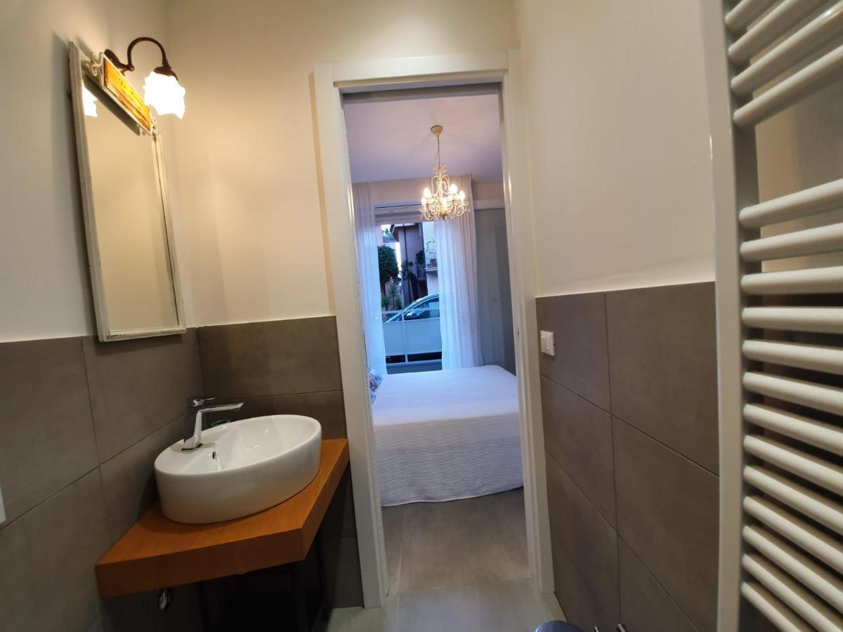 Residenza Azzurra Hotel Cattolica Eksteriør billede