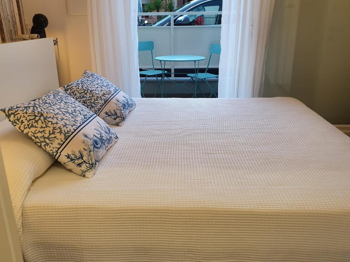 Residenza Azzurra Hotel Cattolica Eksteriør billede