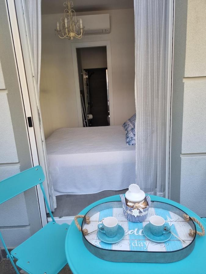 Residenza Azzurra Hotel Cattolica Eksteriør billede