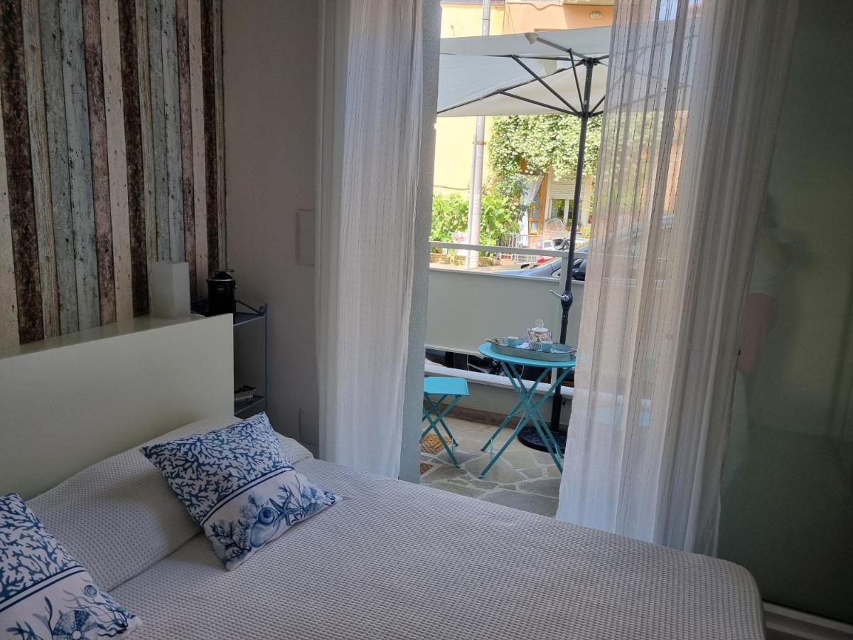 Residenza Azzurra Hotel Cattolica Eksteriør billede